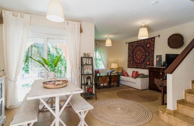 CASA 4 HABITACIONES CON JARDIN 10 Pax