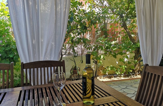 Casa Acqua Marina, 150m vom Strand: Garten, BBQ, Veranda, Klimaanlage, Wifi.