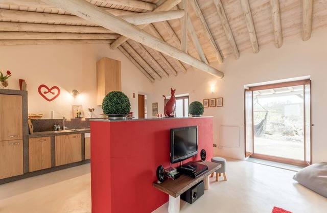 Casa Amor a perfect retreat for on an olive farm in the Serra de Sao Mamede