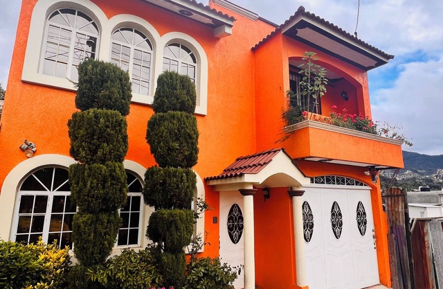 Casa amplia de 3 hab. en San Pedro Sacatepéquez