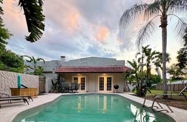 Casa Antigua: Historic Villa with POOL & FIRE-PIT