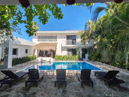 Casa Armonia , apartments with pool