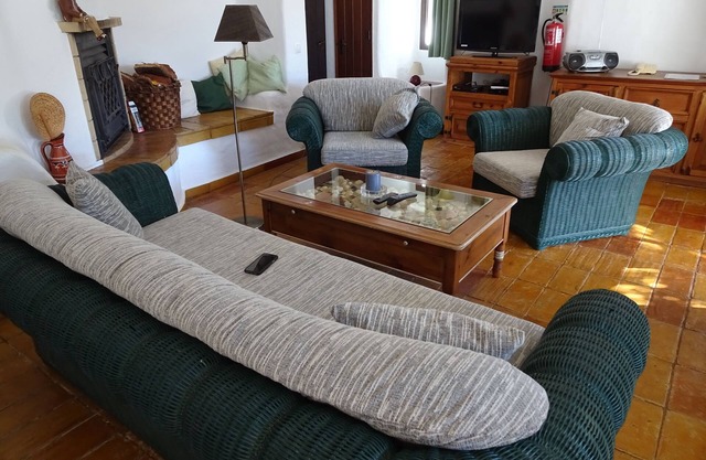 Casa Azevinho - gemütliches Haus mit 3 Terrassen und großem schönen Garten