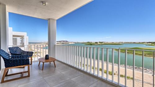 Casa Azul LV 24, Costa Divina