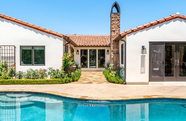 Casa Azul - Mediterranean Resort-Style Home