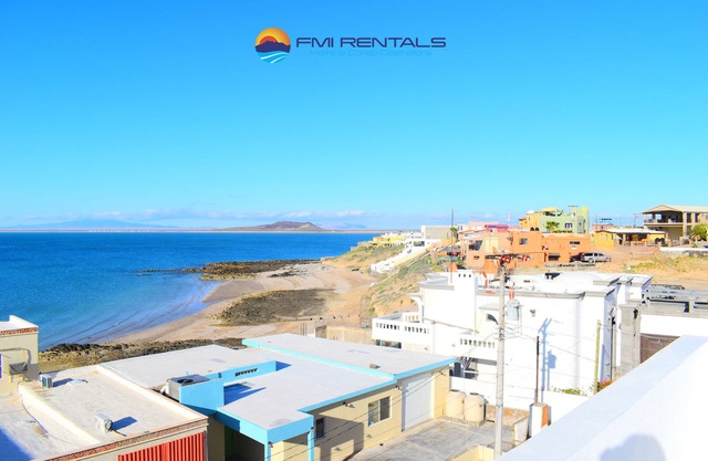 Casa Ballena 2 Bed 2.5 Bath By FMI Rentals