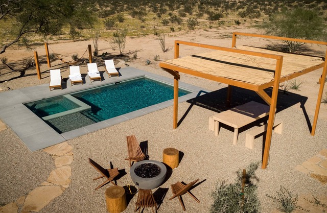 Casa Bella - Private Getaway w/ Pool - Spa - Views