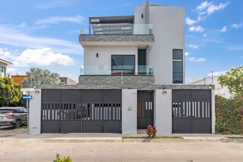 Casa Bella Vacation Home