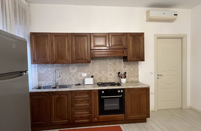 Casa Bianca, holiday home near Soave with garden, barbecue and small hydro pool