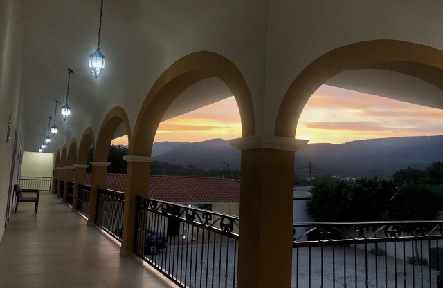 Casa Blanca Hotel