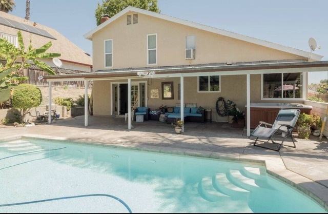Casa Bonita In Beautiful San Diego Private Home with Pool and Gorgeous Garden