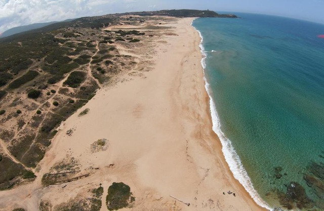 Casa Bonny con ampio giardino privato, a soli 2 km dal mare -Costa Verde -Sardegna