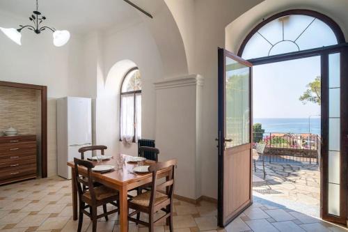 Casa Bussana - Wifi & AC by HostFacile
