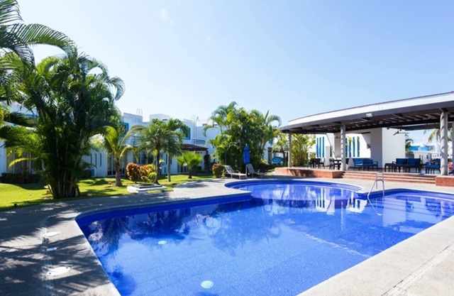 Casa c/Alberca a 5 Min de Playas de Nuevo Vallarta LVA42