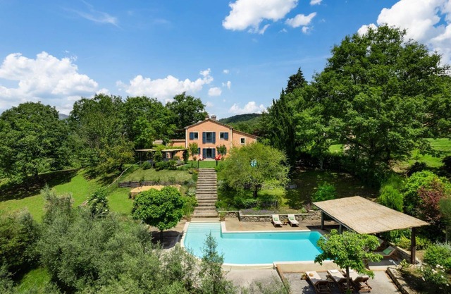 Casa Castano - Sieben Schlafzimmer Villa, Schläft 14