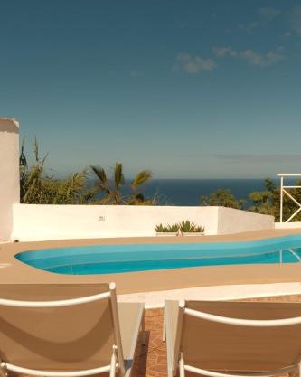 Casa Cactus - heated pool and only 5 boutique apartments