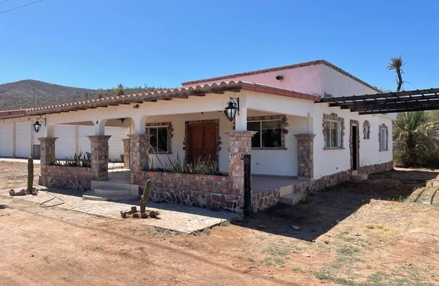Casa Cactus, spacious and complete property near the river (pet friendly)