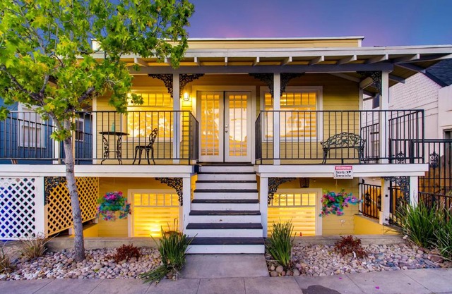 Casa California - Backyard, BBQ, Firepit & Near Beaches