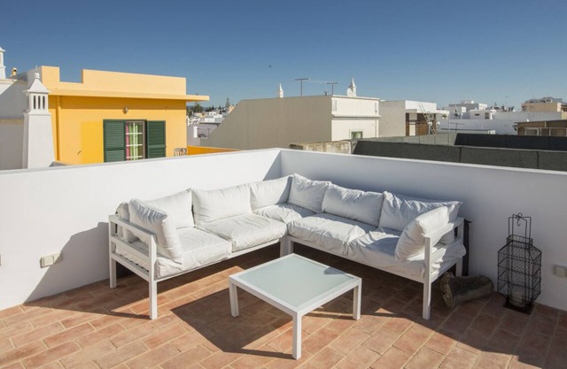 Casa Calisto - Two Bedroom Apartment, Sleeps 4