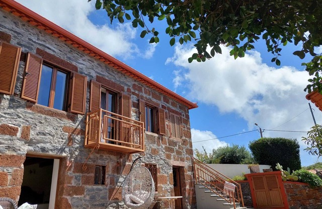 Casa Caramelo Rustic House