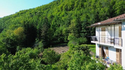 Casa Castagno e Ruscello - Nature Retreat in Liguria