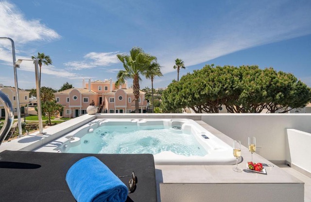 Casa Ch'i - Vale de Lobo