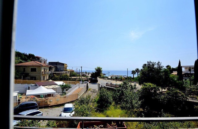 Casa Cianda A, fully refundable with voucher*: A welcoming apartment situated at a short distance from the beach.