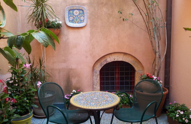 CASA CICALA mit 2 Terrassen und 2 Balkonen. 90 m²