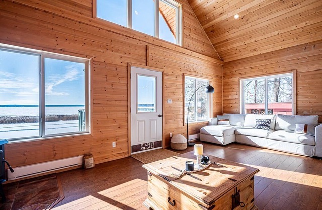 "Casa CIelo" Cabin on the lake!