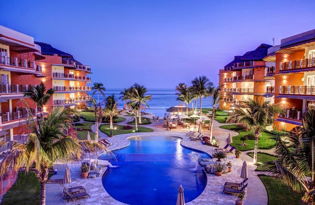 Casa Cielo - Ocean View Villa with Private Pool and Resort Amenities!