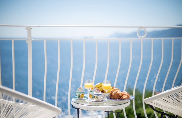 Casa Clara - Modernes Haus mit Blick auf Capri und Positano