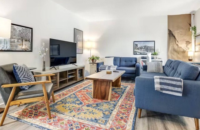 Casa Colibrí | Backyard w/ Fire Pit | Pet Friendly