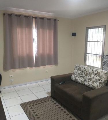 Casa completa a 10 min do aeroporto Guarulhos