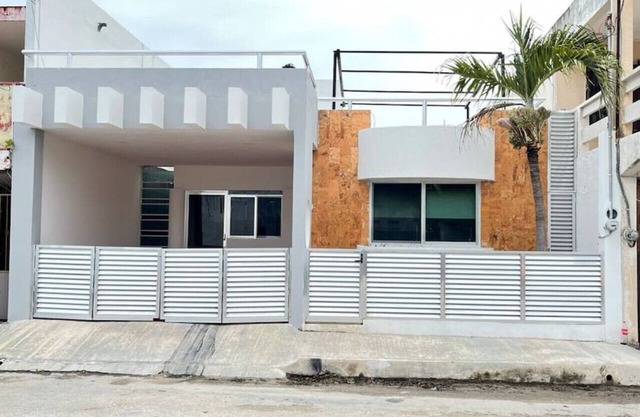 Casa con alberca en el centro de Puerto Progreso