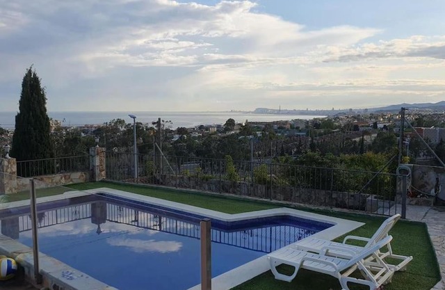 Casa con gran jardín y unas preciosas vistas