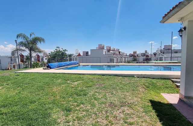 Casa con alberca Lomas de San Pedro