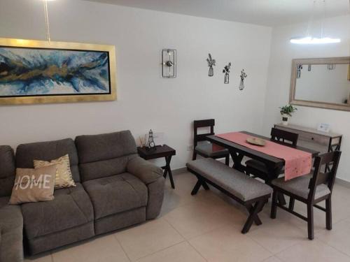 Casa confort nueva Cerca de outlets y Hospital Regional