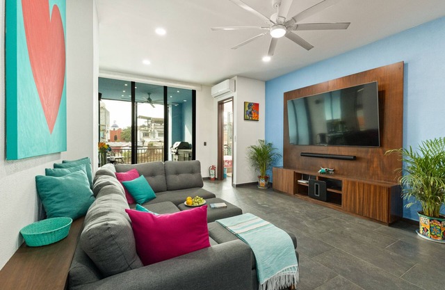 Casa Corazon Jacqueline, 2BD Condo in Torre 21 2BD Condo for rent in Lázaro Car