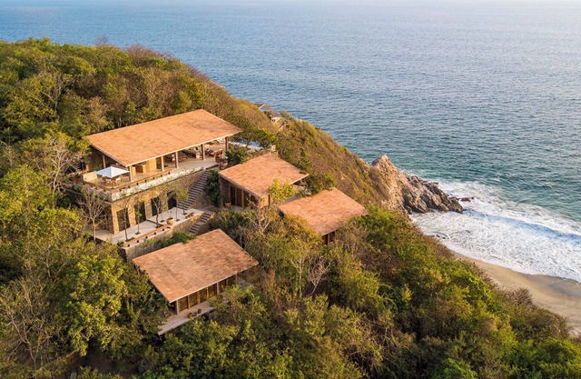 Casa Cuachalala at Mazunte