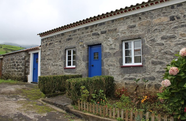 Casa da Burra - Es ist ein ländliches Haus aus Basaltstein.