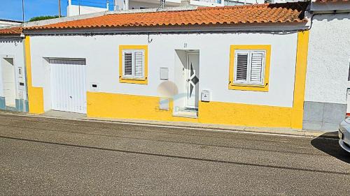 Casa da Quinta by Sunny Deluxe