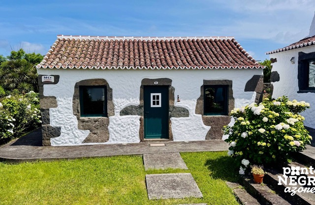Casa da Serreta 15 by PontaNegraAzores