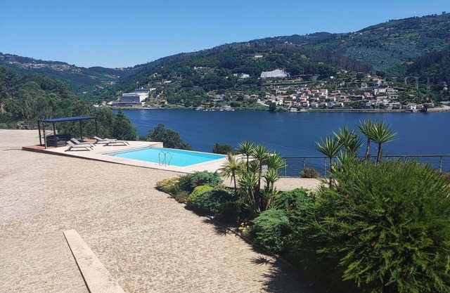 Casa das Oliveiras the Douro in its splendor