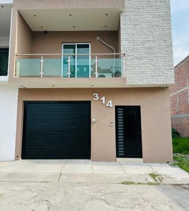 Casa de 2 pisos