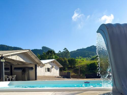 Casa de Campo com Piscina Aquecida