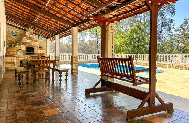 Casa de Campo com Wi-fi Piscina e Churrasqueira