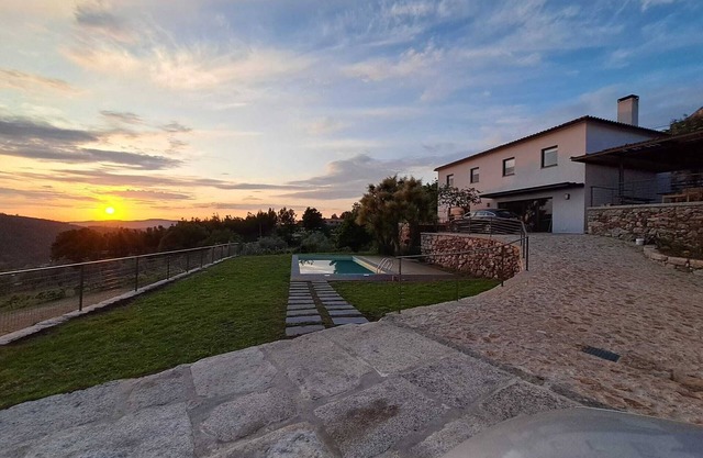 Casa de Campo em Quinta Rural com Piscina