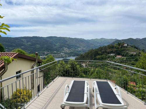 Casa de Casarelhos - Terraço - Vistas rio e serra
