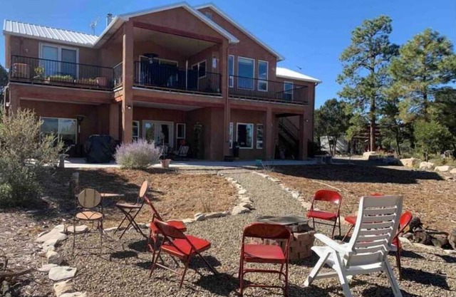 Casa De Chara- Mountain retreat. Entire home