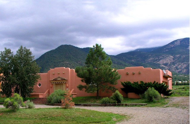 Casa de Esqui- upscale Los Altos mountain view pool tennis
